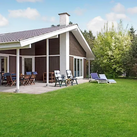 In With Sauna 度假居 Rødby